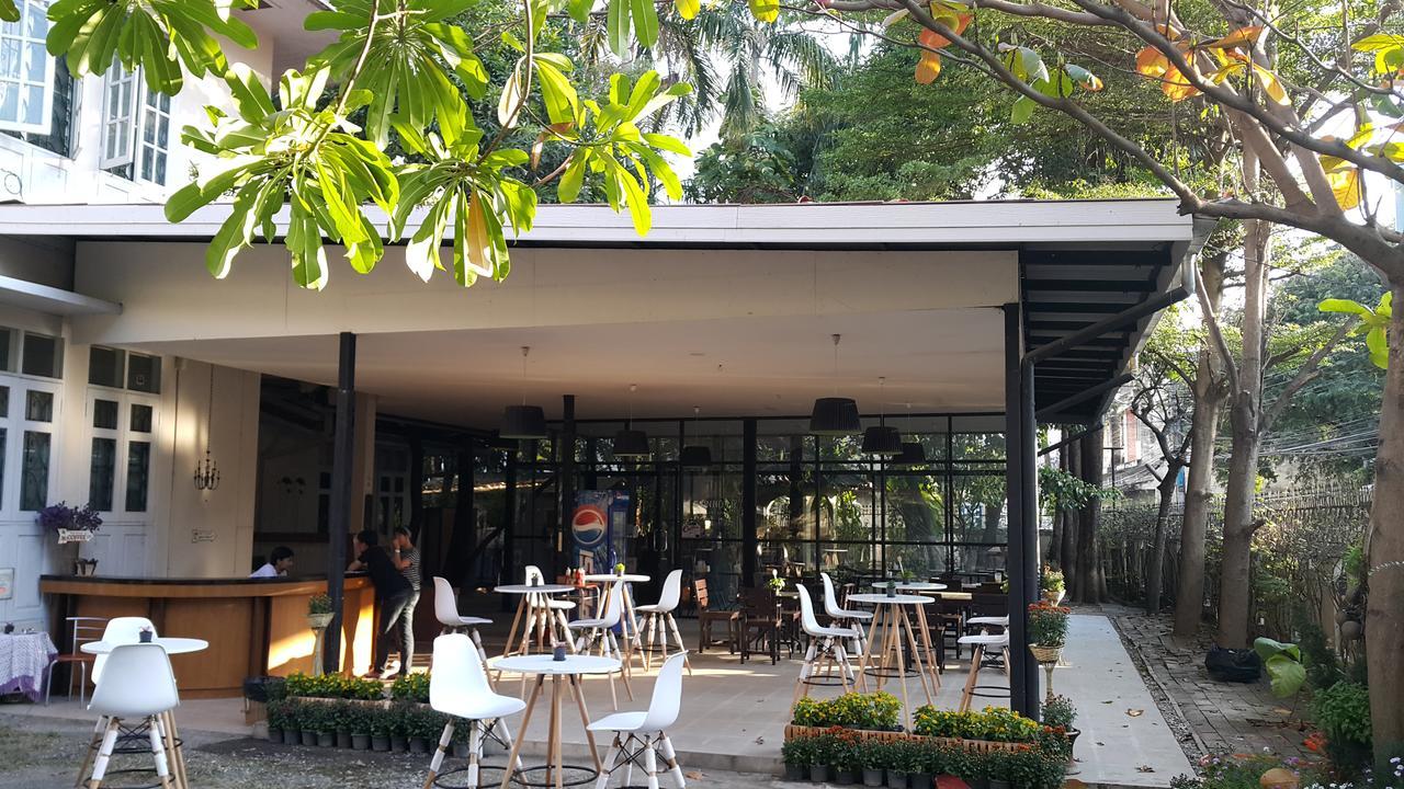 Coc Guest House & Hostel 치앙마이 외부 사진