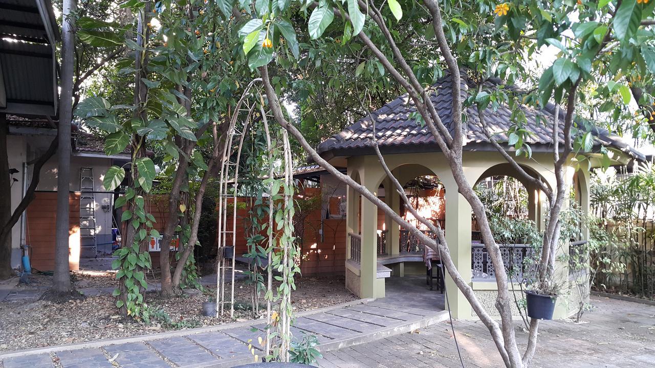 Coc Guest House & Hostel 치앙마이 외부 사진