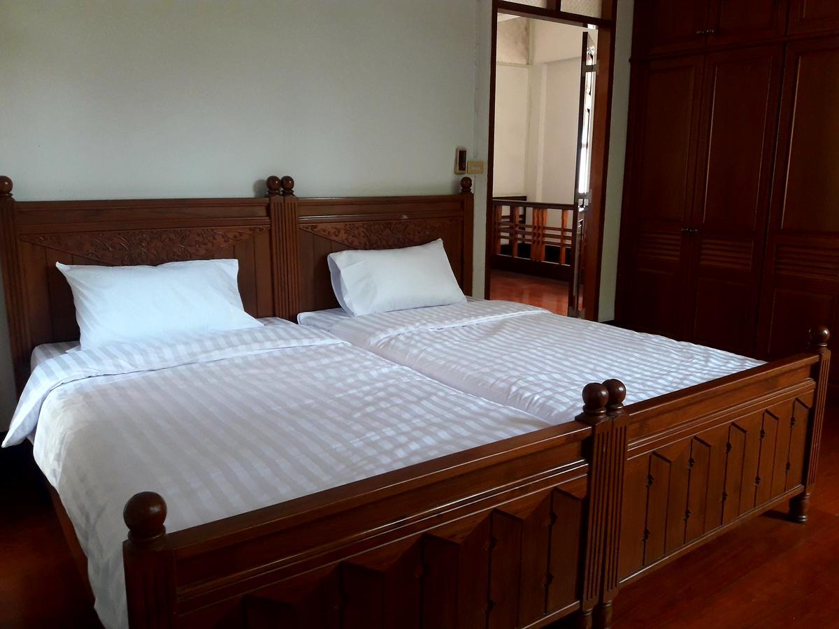 Coc Guest House & Hostel 치앙마이 외부 사진