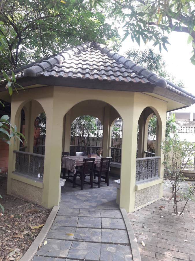 Coc Guest House & Hostel 치앙마이 외부 사진