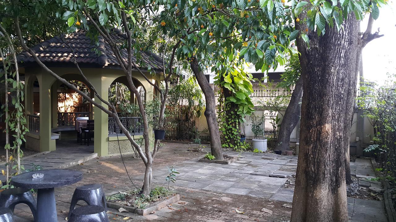 Coc Guest House & Hostel 치앙마이 외부 사진