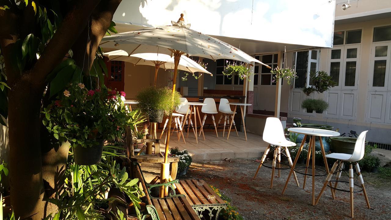 Coc Guest House & Hostel 치앙마이 외부 사진