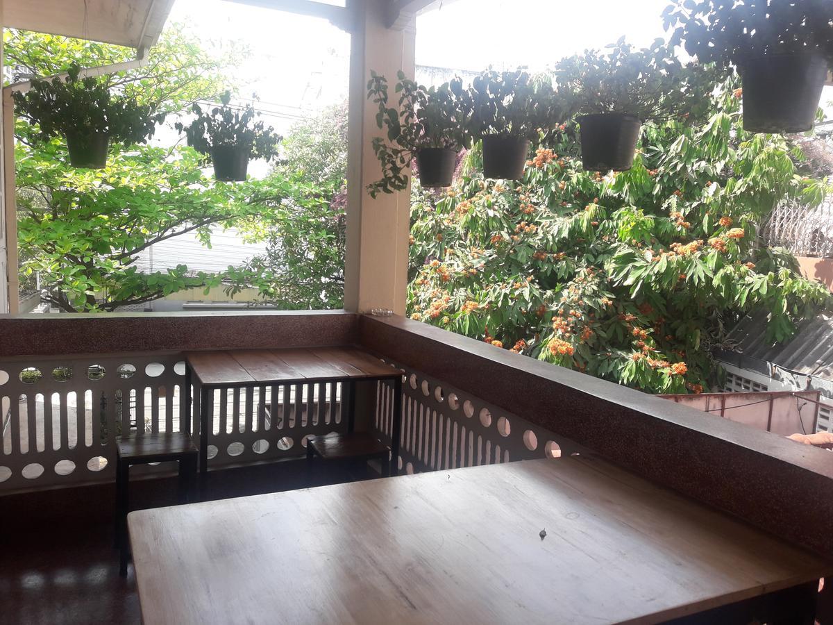 Coc Guest House & Hostel 치앙마이 외부 사진