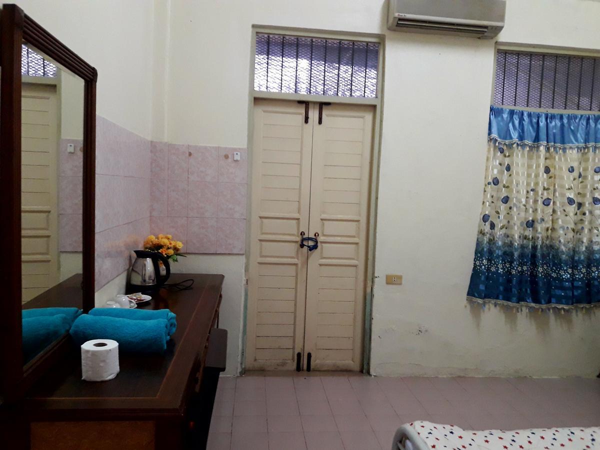Coc Guest House & Hostel 치앙마이 외부 사진